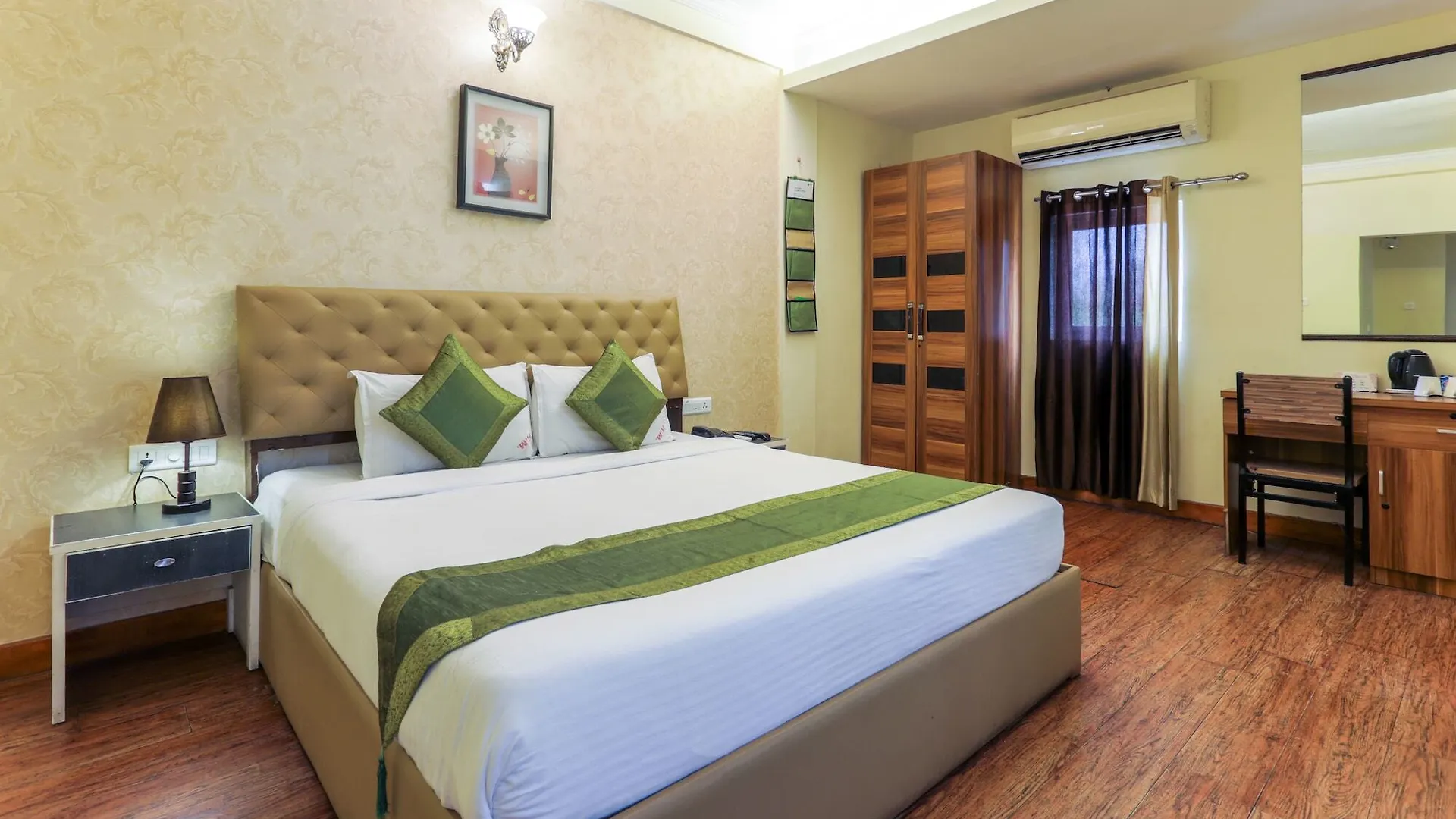 קוז'יקודה Treebo Malabar Inn הודו